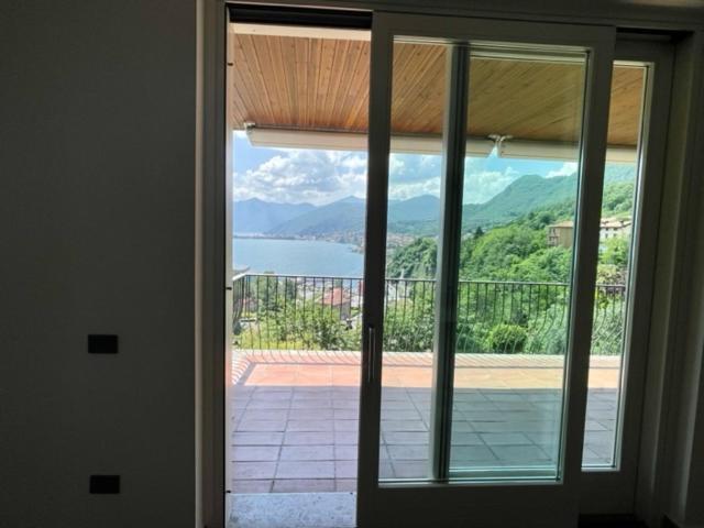 Vila Casa Caponetti Costa Volpino Exteriér fotografie