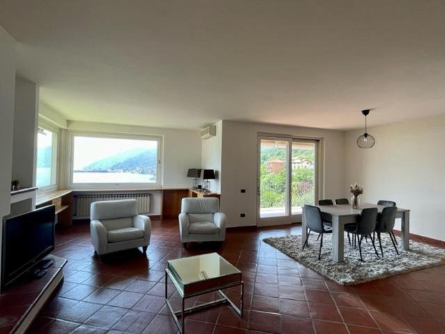 Vila Casa Caponetti Costa Volpino Exteriér fotografie
