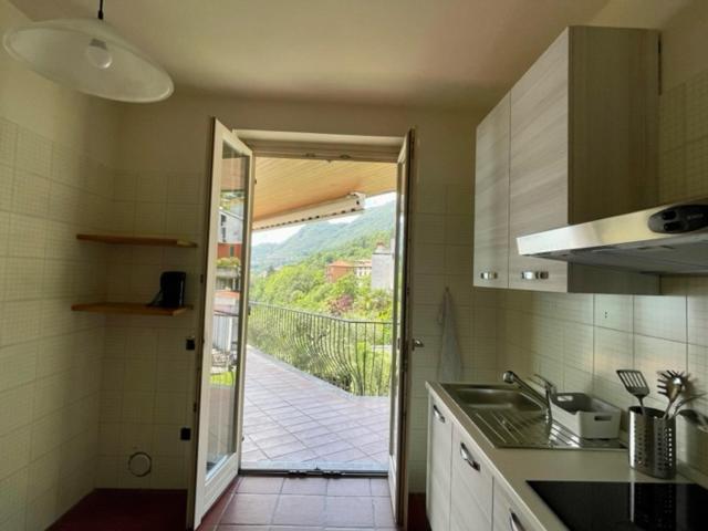Vila Casa Caponetti Costa Volpino Exteriér fotografie