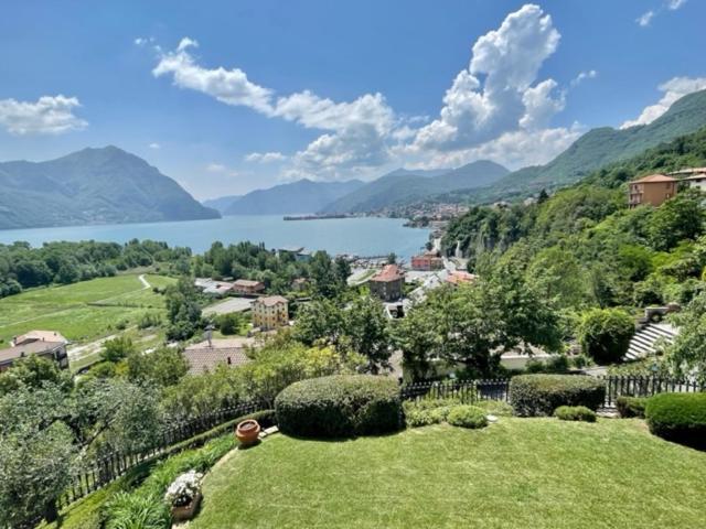 Vila Casa Caponetti Costa Volpino Exteriér fotografie